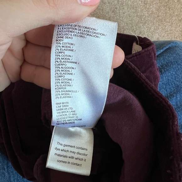 Pilcro burgundy mid rise pants - Picture 5 of 5